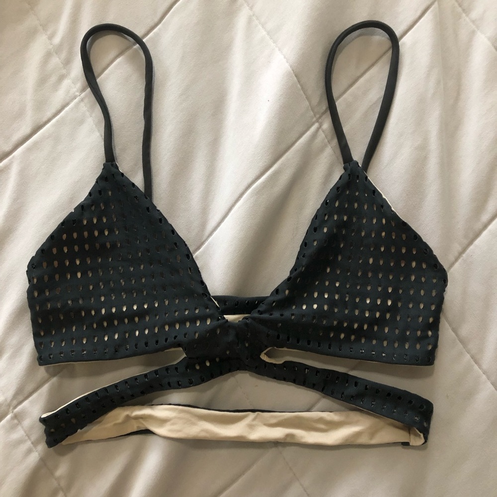 Acacia Haku Shadow Mesh Top